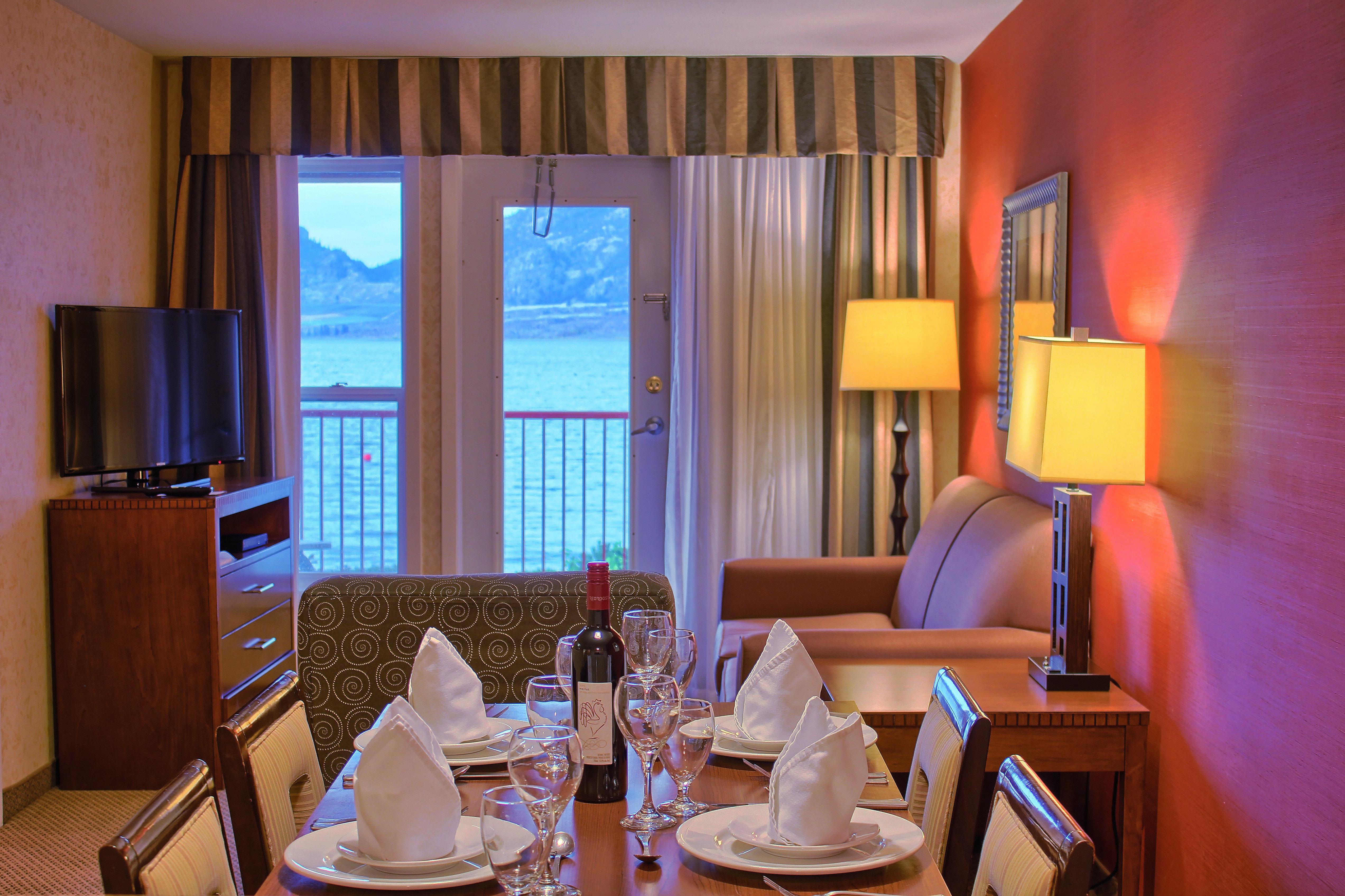 Holiday Inn Hotel & Suites Osoyoos By Ihg Exterior foto